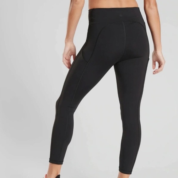 Athleta Ultimate Stash Pocket 7/8 Tight - Picture 2 of 3